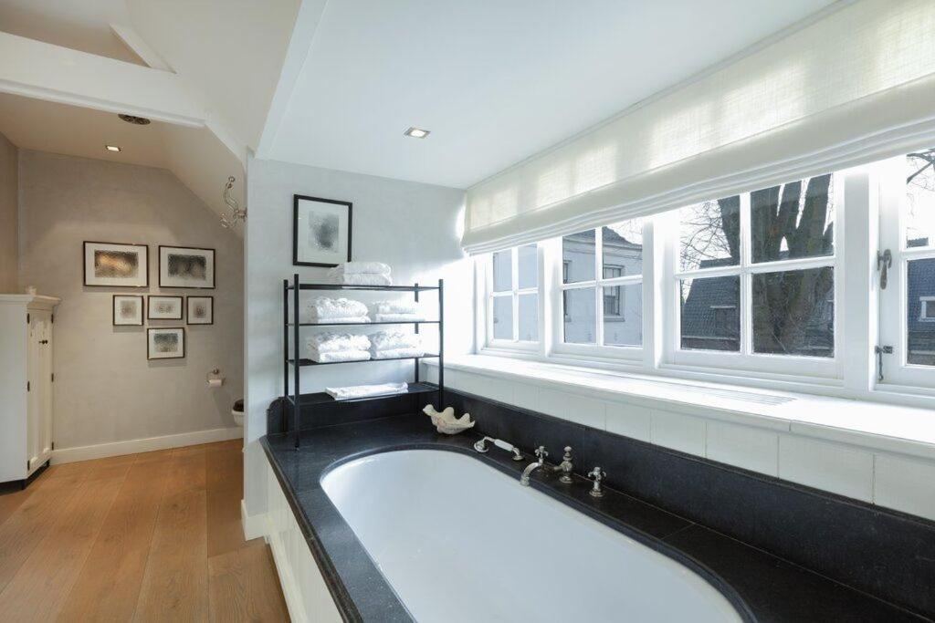 Amsterdam Mansion - Suite De Dam Oostzaan Eksteriør bilde